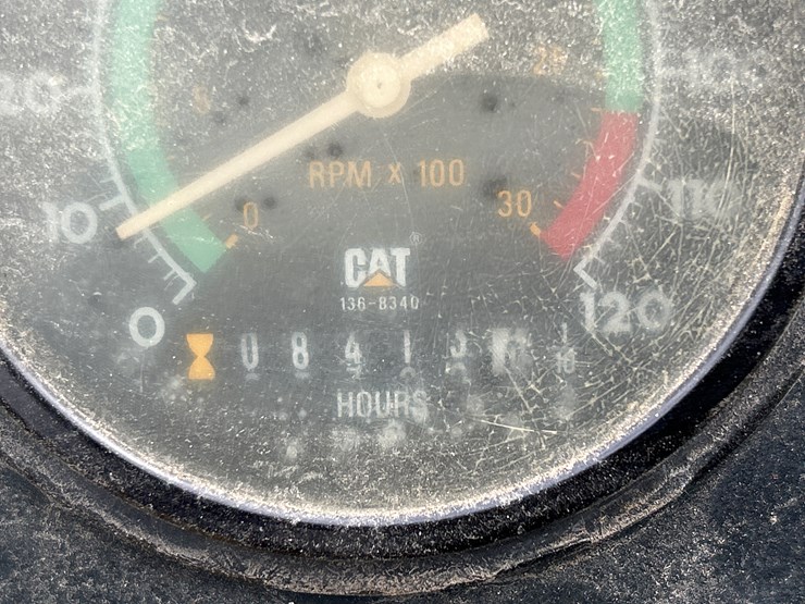 caterpillar-ap-1055b-image-30