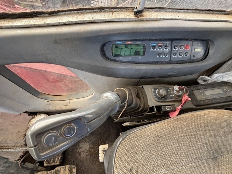 2009-link-belt-330-lx-image-35