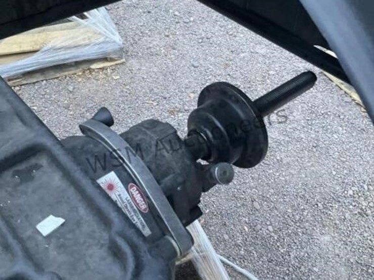 coats-125-wheel-balancer-image-6