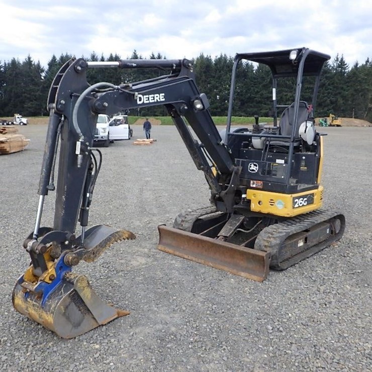 2020 DEERE 26G
