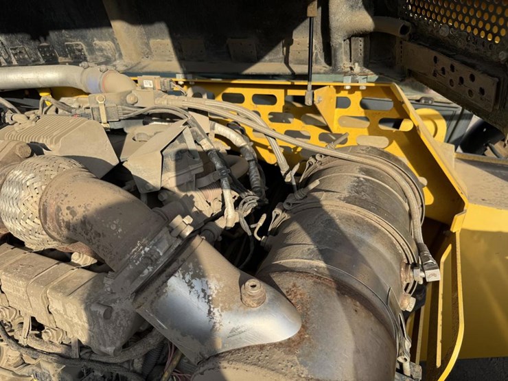 2013-gehl-dl11-image-50