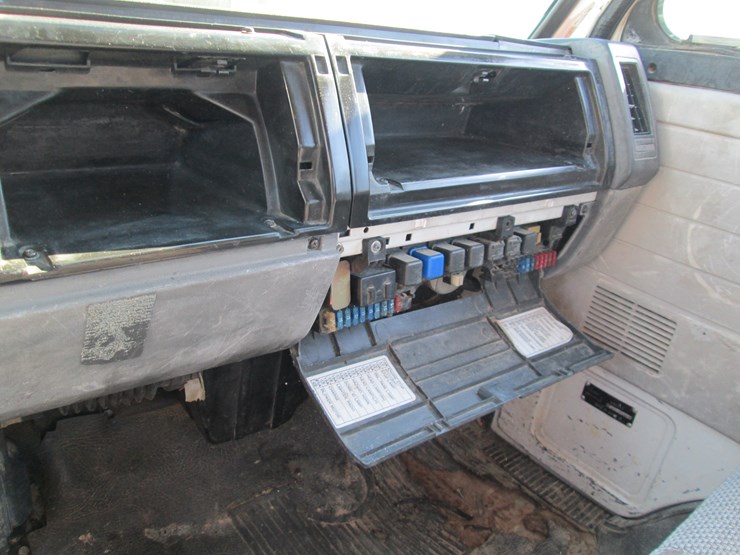 1994-chevrolet-w4-image-25