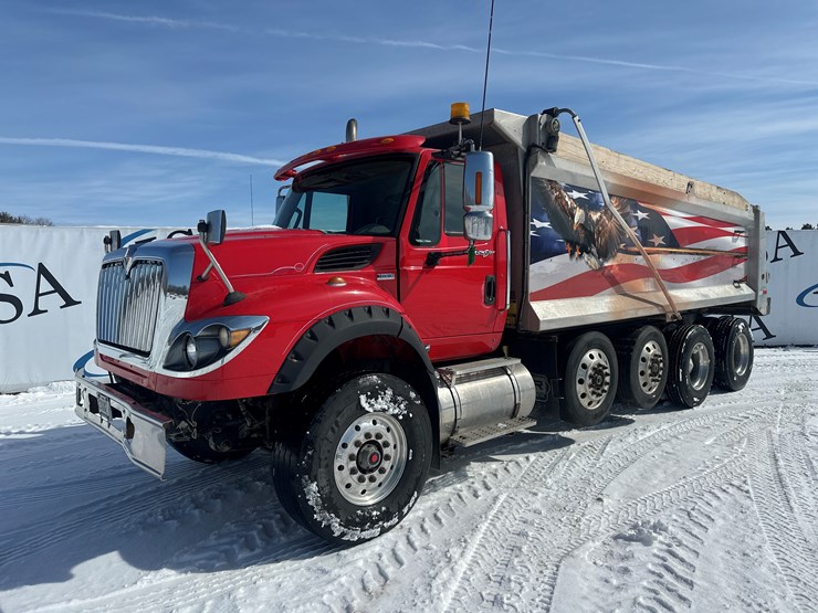 2012-international-7600-image-1