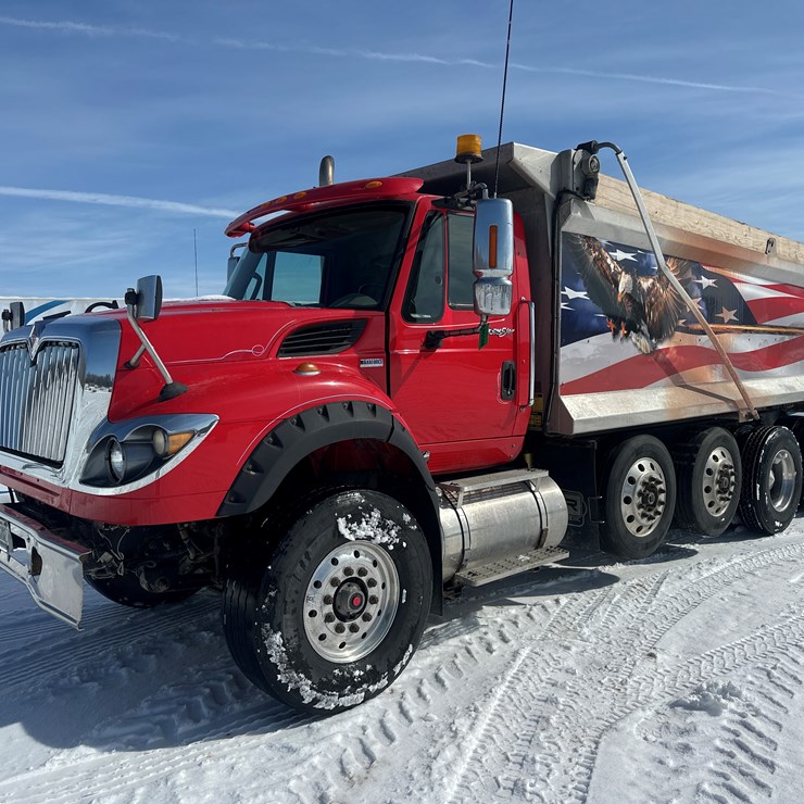 2012 INTERNATIONAL 7600