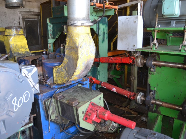 newman-16-knife-motorized-planer-w/-150hp-motor-on-top-head-w/-75hp-motor-on-bottom-head-w/-20hp-motor-of-drive-rolls-image-9