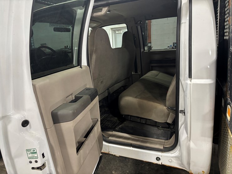 2009-ford-f350-image-31