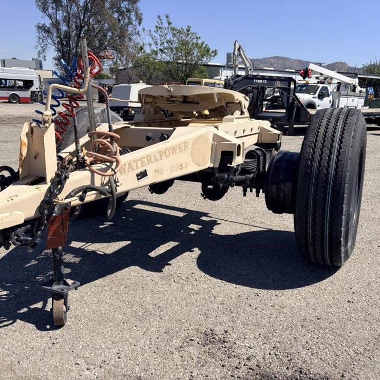 1989 Eight Point EPDFCV-M2 Fifth Wheel Dolly