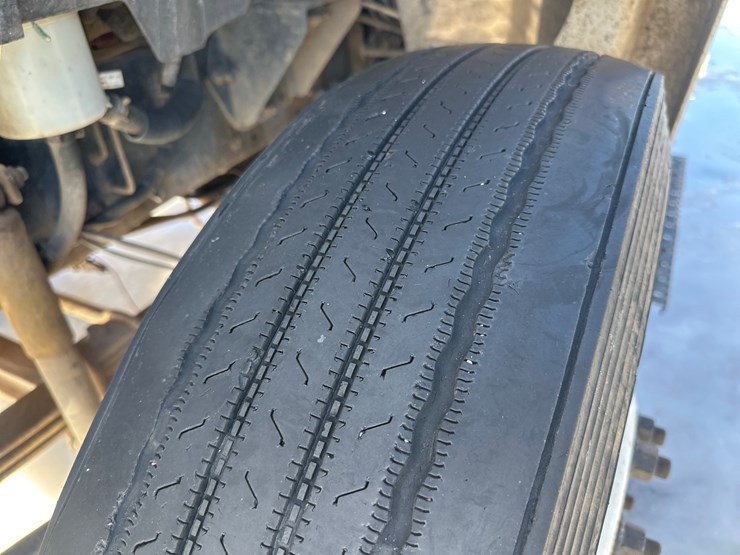 2012-ford-f650-image-53