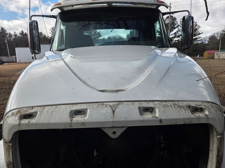 2012-international-prostar-image-11