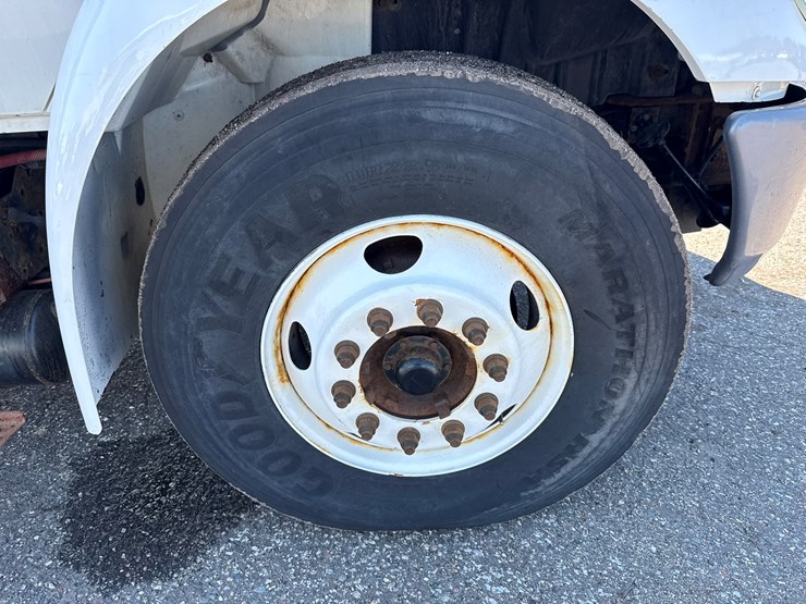 2014-international-4300-sba-image-51