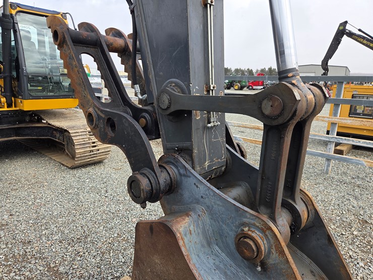 deere-160g-lc-image-14