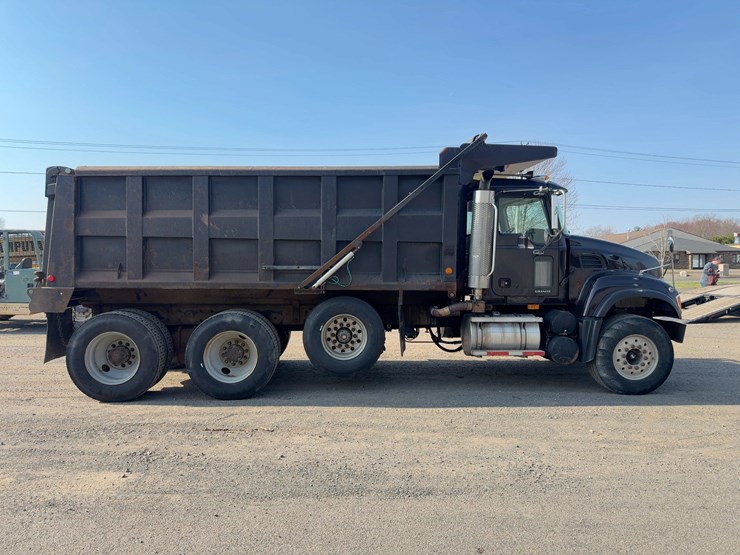 2006-mack-granite-cv713-image-6