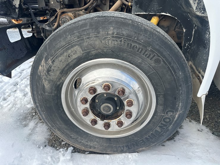 1995-international-8100-image-83