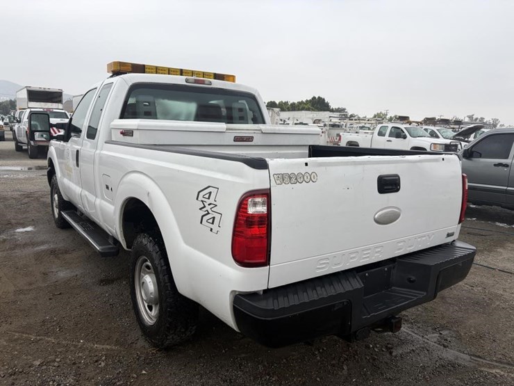 2011-ford-f250-image-4