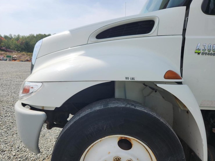 2002-international-4300-sba-image-21