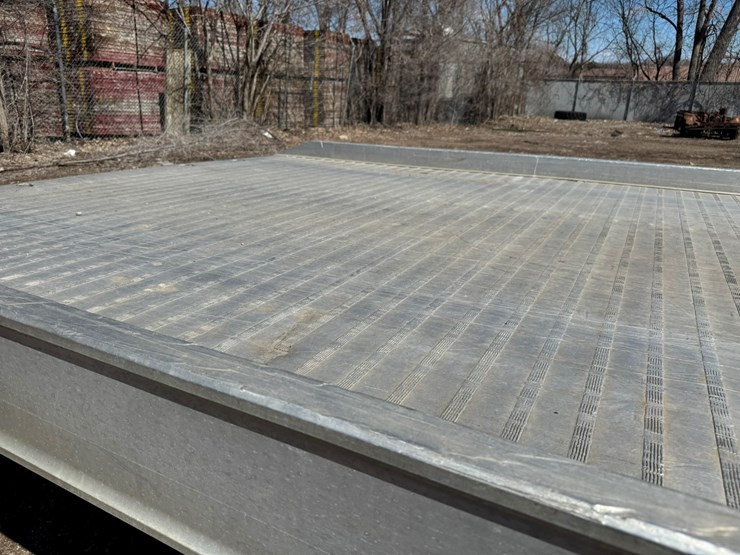 1999-ford-f550-image-28