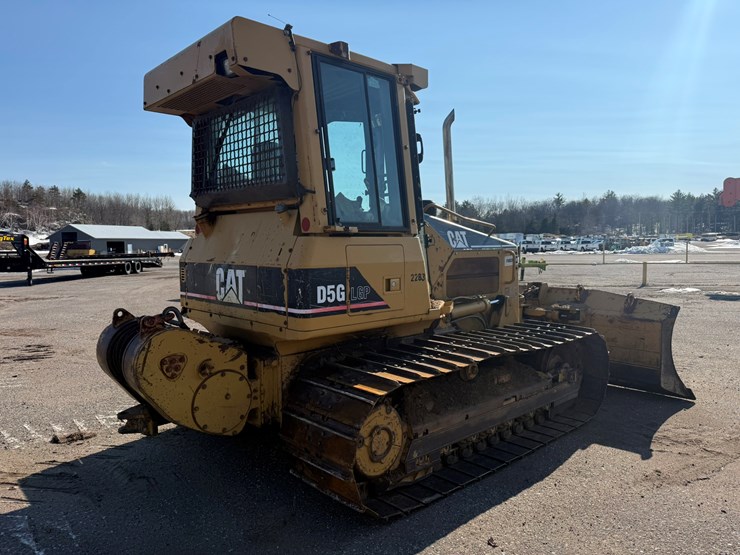 caterpillar-d5g-lgp-image-5