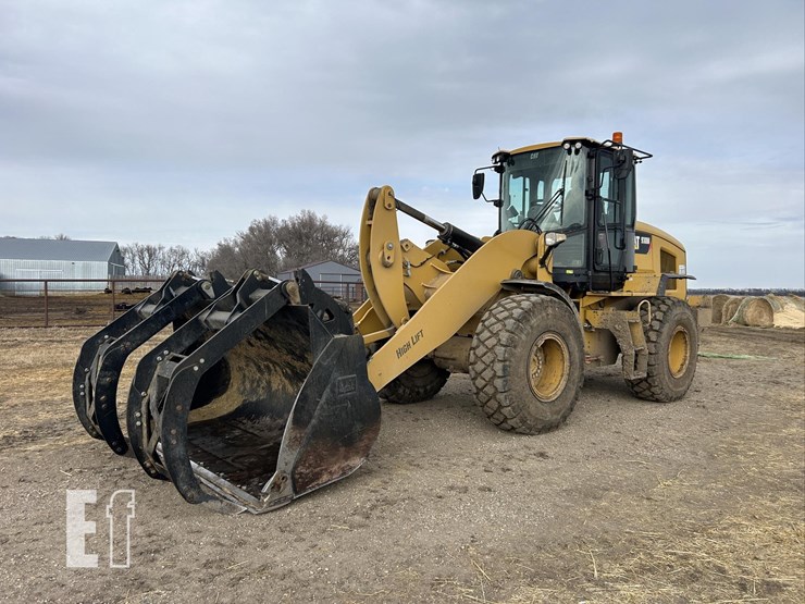 2016-caterpillar-930m-image-1