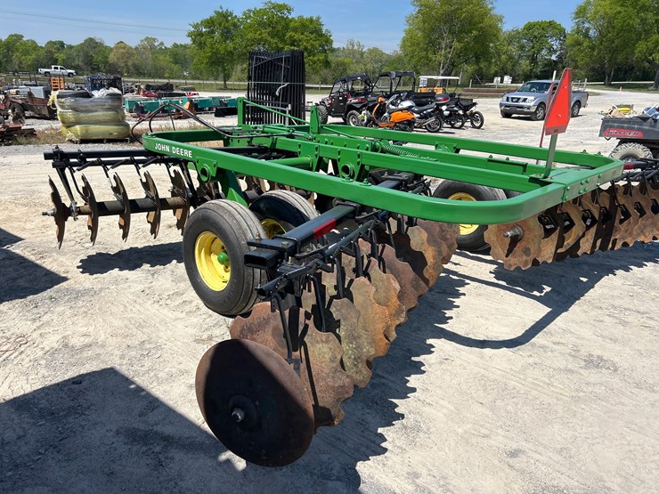 john-deere-210-image-7