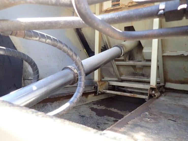 2017-western-star-4700sb-image-86