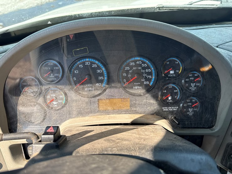 2014-international-4300-sba-image-55