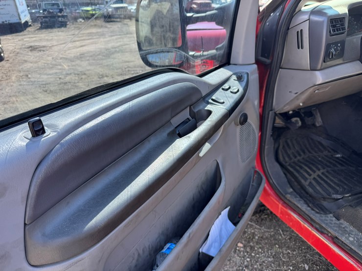 1999-ford-f550-image-35