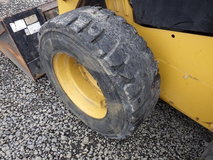 2020-caterpillar-226d3-image-23