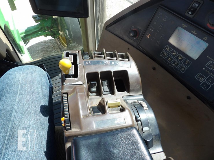 john-deere-8120-image-29