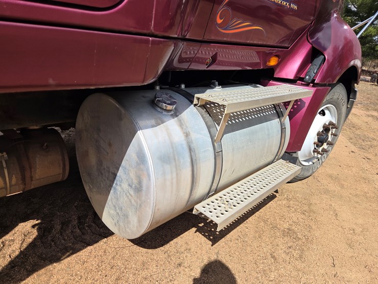 2012-international-prostar-image-14