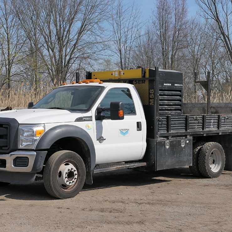 2014 FORD F550