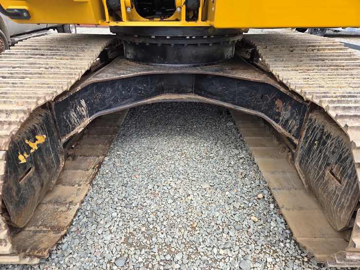 deere-160g-lc-image-57