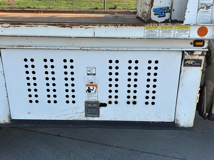 peterbilt-365-image-21