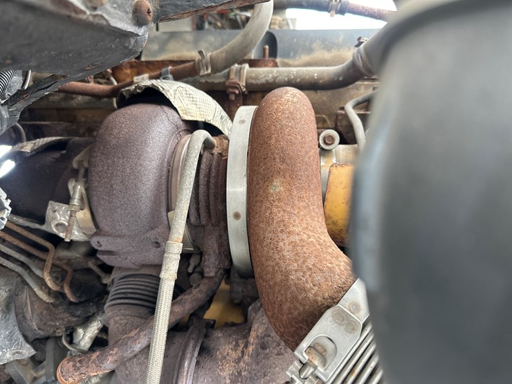 2009-caterpillar-c13-image-51