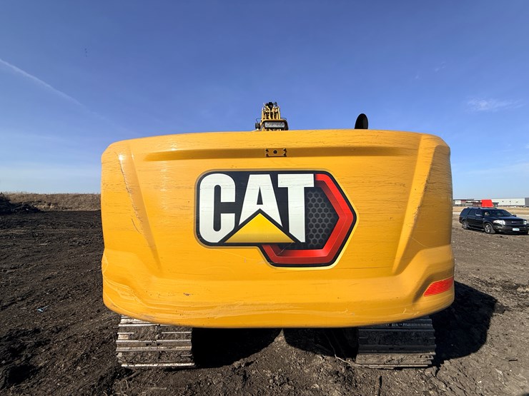 caterpillar-340-image-13