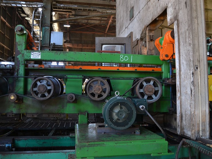 linden-high-speed-infeed-pineapple-infeed-table-w/-20hp-feed-motor-w/bridge-to-planer-feed-w/-controls-image-8