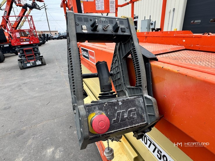 2018-jlg-3246es-image-8