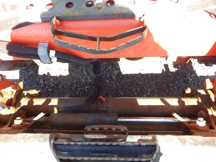 kubota-ssv65-image-15