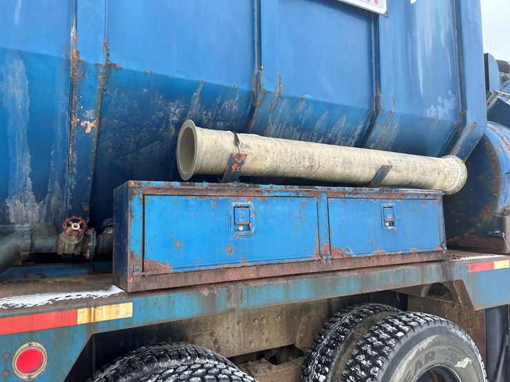 1990-ford-l9000-image-17