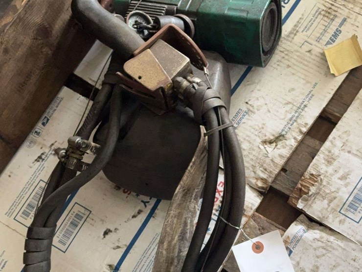 mini-125-air-chain-hoist-image-2