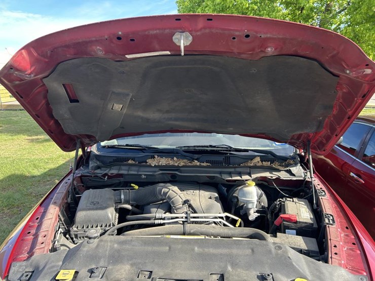 2012-dodge-ram-1500-image-18