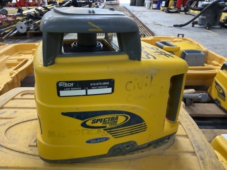 spectra-precision-gl422-dual-grade-laser-image-5