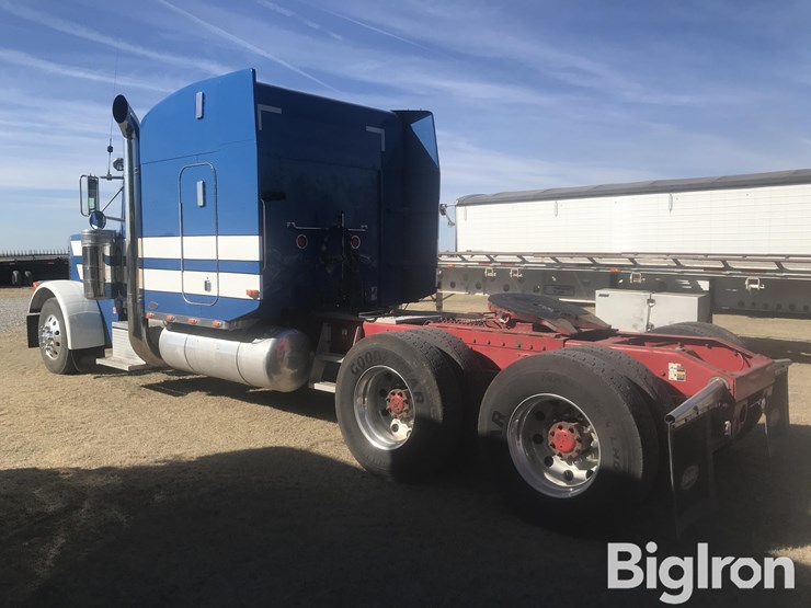 2001-peterbilt-379-image-7