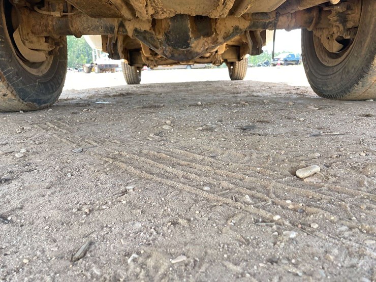 1999-ford-f350-image-26