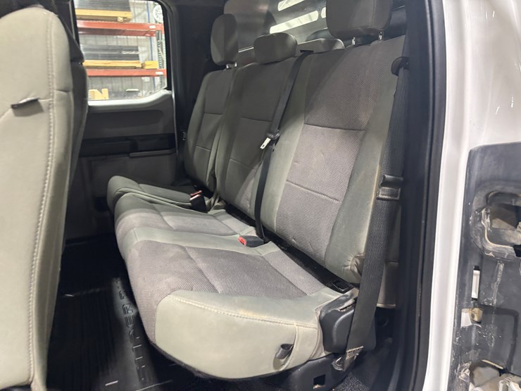 2022-ford-f550-sd-image-33