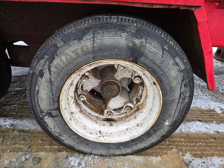 1994-massey-ferguson-8-image-84