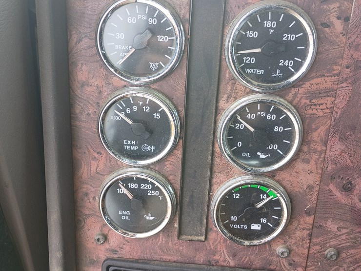 2000-international-9200i-image-25