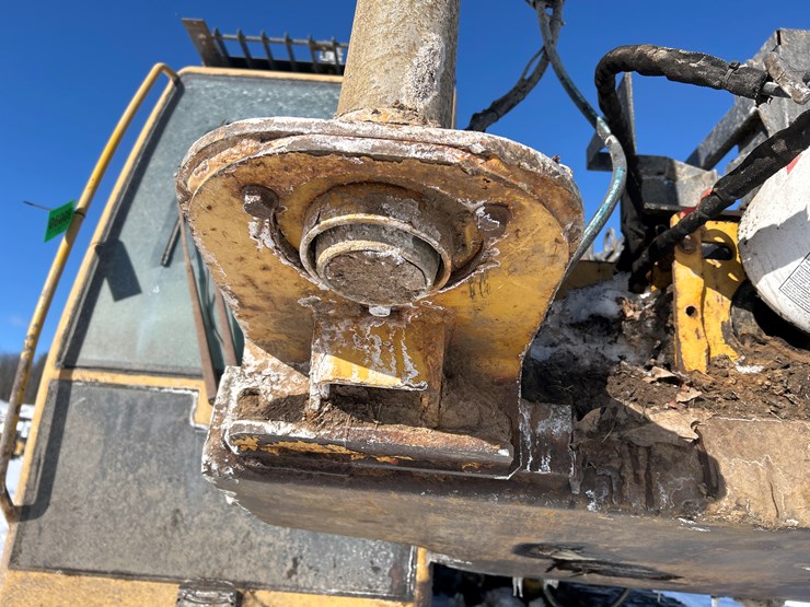 massey-ferguson-8-image-13