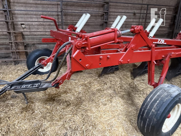 international-770-image-6