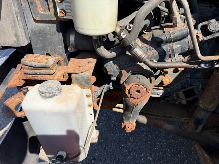 2014-international-4300-sba-image-11