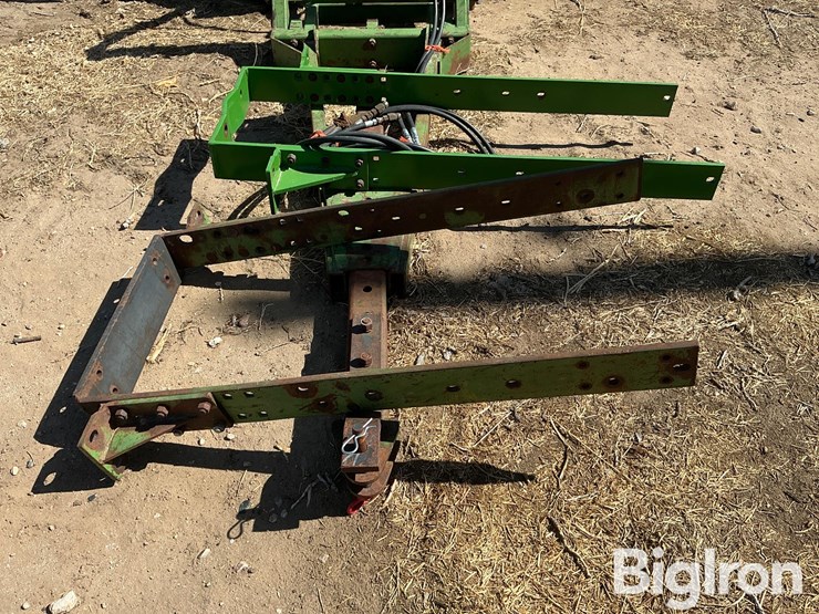 john-deere-524-image-17